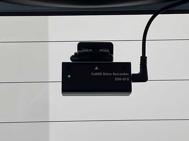 スズキ スペーシア HYBRID X 宮崎県 2019(令1)年 3.8万km オフブルーメタリック/ホワイト2トーン /禁煙車/ワンオーナー//カロッツェリアナビ(AVIC-RW901)//フルセグTV//バックカメラ//ETC//前後ドライブレコーダー(ZDR015)//デュアルセンサーブレーキサポート//車線逸脱警報//リアパーキングセンサー//LEDヘッドライト//オートライト//両側パワースライドドア//運転席シートヒーター//後席サンシェード//純正ドアバイザー//純正フロアマット//プッシュスタート//電動格納ミラーウインカー//アイドリングストップ//横滑り防止装置//新車保証書/取扱説明書//スペアキー