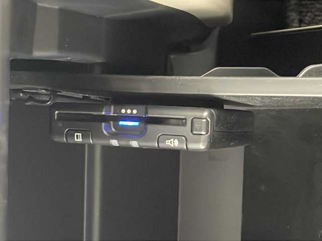 スズキ スペーシア HYBRID X 宮崎県 2019(令1)年 3.8万km オフブルーメタリック/ホワイト2トーン /禁煙車/ワンオーナー//カロッツェリアナビ(AVIC-RW901)//フルセグTV//バックカメラ//ETC//前後ドライブレコーダー(ZDR015)//デュアルセンサーブレーキサポート//車線逸脱警報//リアパーキングセンサー//LEDヘッドライト//オートライト//両側パワースライドドア//運転席シートヒーター//後席サンシェード//純正ドアバイザー//純正フロアマット//プッシュスタート//電動格納ミラーウインカー//アイドリングストップ//横滑り防止装置//新車保証書/取扱説明書//スペアキー