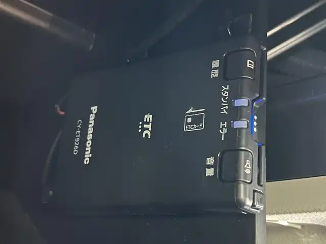 スズキ スペーシア HYBRID X 佐賀県 2019(令1)年 3.8万km オフブルーメタリック/ホワイト2トーン 純正７インチメモリナビ/（フルセグTV/CD/DVD/Bluetooth/USB/SD）/バックカメラ/衝突軽減システム/コーナーセンサー/レーンアシスト/両側パワースライドドア/前後ドライブレコーダー/シートヒーター/純正１４インチアルミホイール/純正フロアマット/ＬＥＤヘッドライト/オートライト/オートハイビーム/ルーフレール/ビルトインＥＴＣ/ベンチシート/盗難防止装置/横滑り防止装置