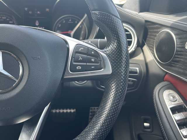 メルセデス・ベンツ Ｃ２００ アバンギャルド AMGライン 愛知県 2015(平27)年 7.4万km オブシディアンブラック /禁煙車//パノラマムーンルーフ//純正ナビ/フルセグTV//Bluetooth//バックカメラ/ETC//前後ドライブレコーダー//レーダーセーフティパッケージ//被害軽減ブレーキ付後方衝突警告システム//ブレーキアシストプラス//プリセーフブレーキ//アクティブレーンキーピングアシスト//アクティブブラインドスポットアシスト//ディストロニックプラス//チャイルドセーフティシートセンサー//ベーシックパッケージ//赤革シート/前席シートヒーター//アクティブパーキングアシスト//パークトロニック//前席メモリ付きパワーシート//パワートランクリッド//電子パーキング//パドルシフト//ダイナミックセレクト//ステアリングスイッチ//社外18インチアルミ//純正フロアマット//新車保証書/取扱説明書//車検R9年02月25日まで