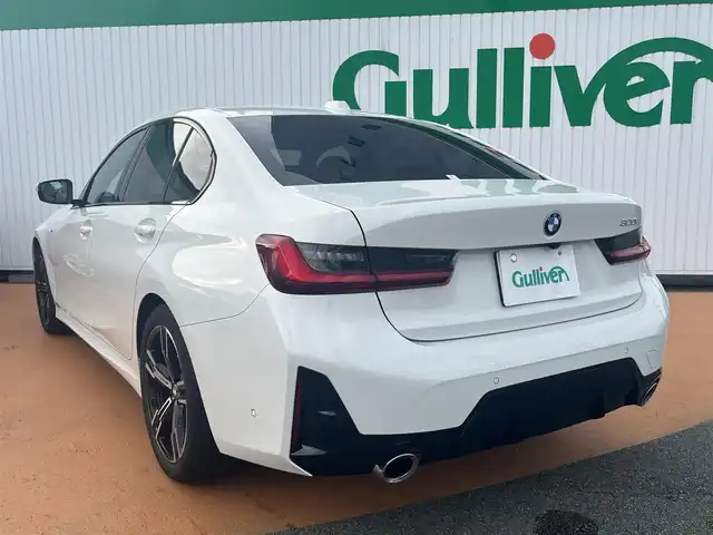 ＢＭＷ ＢＭＷ ３２０ｉ Mスポーツ 三重県 2024(令6)年 1.6万km アルピンホワイトⅢ ワンオーナー/パーキングアシストプラス/ドライビングアシストプロフェッショナル/アクティブクルーズコントロール/14.9インチナビゲーション/12.3インチマルチディスプレイメーター/HiFiスピーカーシステム/ワイヤレスチャージング/360度カメラ/アダプティブLEDヘッドランプ/パワーシート・シートヒーター/225/45R18.255/40R18タイヤ/パワートランク