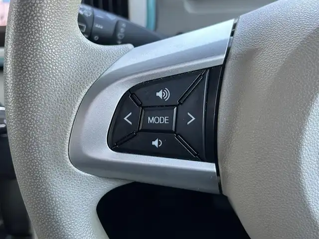 ダイハツ ムーヴ キャンバス X メイクアップ リミテッド SAⅢ 静岡県 2019(平31)年 3.5万km パールホワイトⅢ/ファインミントメタリック 2トーン スマートアシストIII/・衝突回避支援ブレーキ機能/・衝突警報機能/・誤発進抑制機能(前方＋後方)/・車線逸脱警報機能/・先行車発進お知らせ機能/・オートハイビーム/純正8インチナビ/FM/AM/CD/DVD/Bluetooth/SD/フルセグTV/両側パワースライドドア/全周囲カメラ/ベンチシート/フルフラットシート/オートライト