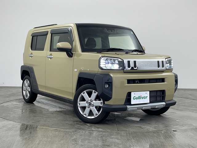 ダイハツ タフト G ターボ クロムベンチャー 兵庫県 2021(令3)年 2.6万km サンドベージュメタリック ・純正ナビ/　Bluetoothオーディオ/　CD/DVD再生/　USB接続/　SDミュージックサーバー/　フルセグテレビ/・レーダークルーズコントロール/・スマートアシスト/・衝突被害軽減ブレーキ/・ガラスルーフ/・前方ドライブレコーダー/・純正フロアマット/・シートヒーター（運転席・助手席）/・ルーフレール/・純正15インチアルミホイール/・ABS/・横滑り防止機能/・前後コーナーセンサー/・盗難防止装置/・オートライト/・オートマチックハイビーム/・LEDヘッドライト/・W＋サイドエアバック/・カーテンエアバック/・クリアランスソナー/・オートブレーキホールド/・ターボ付き/・スマートキー/・スペアキー/・AACエアコン