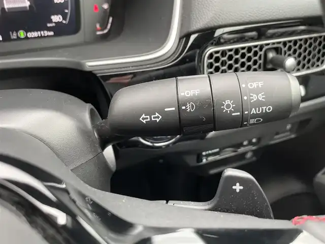 ホンダ シビック e:HEV 長崎県 2023(令5)年 2.9万km プレミアムクリスタルレッドM ワンオーナー/純正ナビ/BOSEサウンド/前後ドライブレコーダー/ハーフレザーシート/前席シートヒーター/前席パワーシート/ホンダセンシング/ブラインドスポットモニター/レーンキープアシスト/クリアランスソナー/パドルシフト/オートライト/LEDヘッドライト/ステアリングスイッチ/バックカメラ/レーダークルーズコントロール/置くだけ充電/リアゲートスポイラー