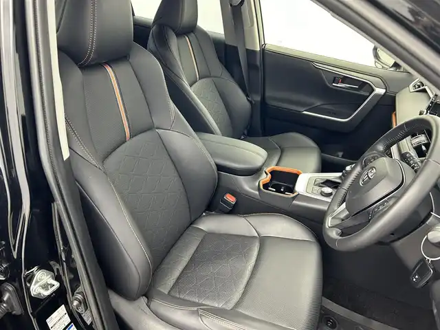 トヨタ ＲＡＶ４ アドベンチャー 愛知県 2022(令4)年 2.3万km 黒 トヨタセーフティーセンス/純正8インチナビ/（Bluetooth/USB入力/AM・FMチューナー）/バックカメラ/ブラインドスポットモニター/4WD/ドライブレコーダー/ETC/パワーシート/シートヒーター/シートクーラー/ステアリングヒーター/合皮シート/メモリシート/ルーフレール/オートライト/コーナーセンサー/純正LEDライト/フロアマット/スマートキー/ステアリングリモコン/防眩ミラー/電子パーキング/オートホールド/電動格納ミラー