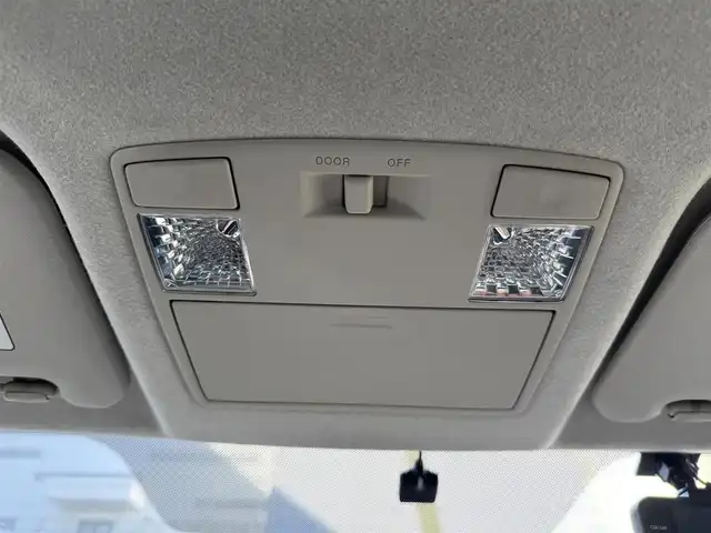 マツダ プレマシー 20C スカイアクティブ 千葉県 2013(平25)年 12.2万km ジールレッドマイカ ユーザー買取車両/純正ナビ/・フルセグ/BT/DVD/CD/バックカメラ/ETC/両側パワースライドドア/HIDヘッドライト