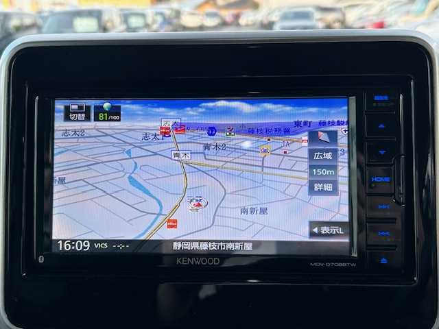 スズキ スペーシア ギア HYBRID XZターボ 静岡県 2022(令4)年 2.4万km デニムブルー ガンメタリック 2トーン 社外SDナビ/フルセグTV/Bluetooth接続/バックカメラ/アイドリングストップ/パドルシフト/両側パワースライドドア/前席シートヒーター/デュアルカメラブレーキサポート/レーダークルーズコントロール/横滑り防止装置/レーンキープアシスト/後部コーナーセンサー/ヘッドアップディスプレイ/オートライト/オートマティックハイビーム/純正14インチブラックアルミホイール/純正フロアマット/ビルトインETC/LEDヘッドライト/LEDフォグランプ