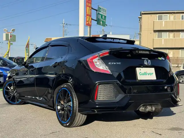 ホンダ シビック ハッチバック 千葉県 2018(平30)年 5.8万km クリスタルブラックパール ワンオーナー車/ホンダセンシング/衝突軽減ブレーキ/レーダークルーズコントロール/レーンキープアシスト/純正SDナビ/フルセグTV/Bluetooth/バックカメラ/シートヒーター/純正ドライブレコーダー/LEDライト/ETC/保証書・取説/スマートキー