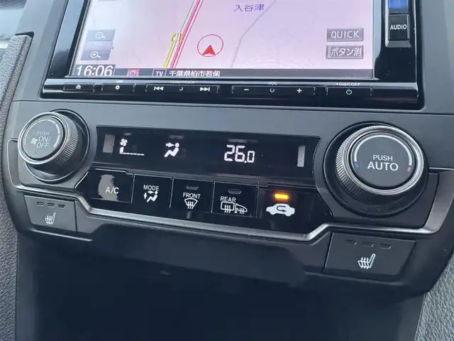 ホンダ シビック ハッチバック 千葉県 2018(平30)年 5.8万km クリスタルブラックパール ワンオーナー車/ホンダセンシング/衝突軽減ブレーキ/レーダークルーズコントロール/レーンキープアシスト/純正SDナビ/フルセグTV/Bluetooth/バックカメラ/シートヒーター/純正ドライブレコーダー/LEDライト/ETC/保証書・取説/スマートキー