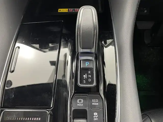 トヨタ ヴェルファイア ハイブリット エグゼクティブ ラウンジ 熊本県 2024(令6)年 7万km プラチナホワイトパールマイカ ワンオーナー　/禁煙車　/ユニバーサルステップ　/左右独立ムーンルーフ　/純正14インチディスプレイオーディオ（ApplCarPlay・AndroidAuto・BT・フルセグ・CD・DVD・USB・HDMI）/全方位ドライブレコーダー　/全周囲カメラ　/ビルトインＥＴＣ２．０　/両側パワースライドドア　/純正１４インチ後席フリップダウンモニター/パワーバックドア/トヨタセーフティーセンス/・プリクラッシュセーフティ/・フロントクロストラフィックアラート/・レーンチェンジアシスト/・レーントレーシングアシスト/・レーンディパーチャーアラート/・レーダークルーズコントロール/・プロアクティブドライビングアシスト/・ドライバー異常対応システム/・発進遅れ告知機能/・ブラインドスポットモニター/横滑り防止/アイドリングストップ/全席シートヒーター/全席エアーシート/前席パワーシート/メモリシート/nanoeX/前後クリアランスソナー/JBLサウンド/オットマン/置くだけ充電/オートライト/三眼LEDヘッドライト/フォグランプ/スマートキー/スペアキー1本/保証書/取扱説明書