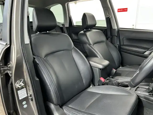 スバル フォレスター 2．0XT アイサイト 岩手県 2018(平30)年 4.4万km セピアブロンズM 社外ナビ/CD/DVD/Bluetooth/USB/フルセグTV/レザーシート/シートヒーター/パワーシート/ACC/パワーテールゲート/オートライト/レインセンサー/フォグライト/ETC/Xmode/アルミぺダル/オートA/C/純正18インチアルミホイール/フロアマット