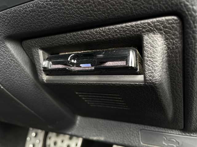 スバル レヴォーグ 1．6GTアイサイト Vスポーツ 富山県 2019(平31)年 7.6万km ダークグレーメタリック 純正9インチナビゲーション　/型式：CN-LX840D/【CD/DVD/BT/AUX/HDMI/フルセグTV/USB】/バックカメラ/ETC/寒冷地仕様/前席シートヒーター/追従クルーズコントロール/レーンキープアシスト/衝突軽減防止装置/STIエアロ/純正18インチAW　/純正フロアマット/スマートキー