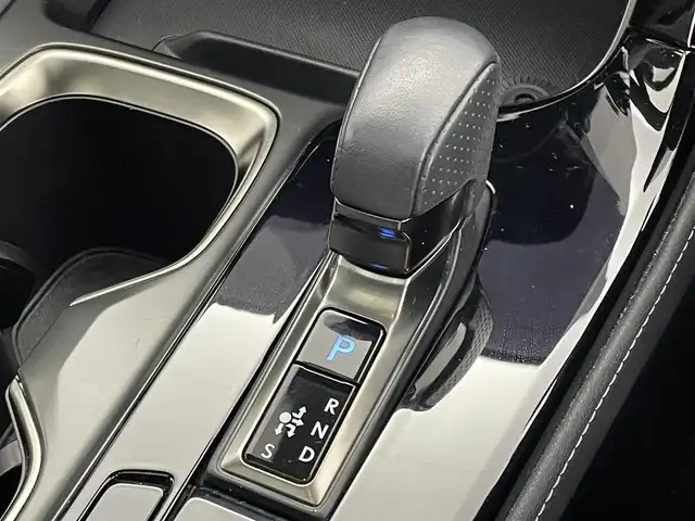 レクサス ＮＸ 350h Fスポーツ 茨城県 2023(令5)年 1.9万km グラファイトブラックガラスフレーク 14インチ純正ナビ付ディスプレイオーディオ/・FM/AM/Bluetooth/Miracast/USB/・フルセグTV/・Apple CarPlay/Android Auto/・全方位カメラ/・オーディオ（マークレビンソン）/禁煙車/BSM/レザーシート/・シートヒーター（D+N席）/・エアシート（D+N席）/前後コーナーセンサー/ビルドインETC2.0/Advanced　Park/パドルシフト/追従型クルーズコントロール/トレイルモード/サンルーフ/電動リアゲート/純正アルミホイール/純正フロアマット/横滑り防止機能/レーンキープアシスト/衝突被害軽減ブレーキ/カーテンエアバッグ/W+サイドエアバッグ/三眼LEDヘッドライト/AAC/オートライト/オートマチックハイビーム/スペアキー