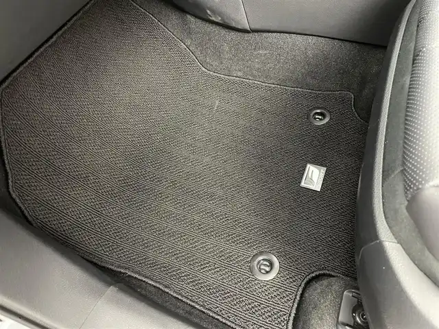 レクサス ＮＸ 350h Fスポーツ 茨城県 2023(令5)年 1.9万km グラファイトブラックガラスフレーク 14インチ純正ナビ付ディスプレイオーディオ/・FM/AM/Bluetooth/Miracast/USB/・フルセグTV/・Apple CarPlay/Android Auto/・全方位カメラ/・オーディオ（マークレビンソン）/禁煙車/BSM/レザーシート/・シートヒーター（D+N席）/・エアシート（D+N席）/前後コーナーセンサー/ビルドインETC2.0/Advanced　Park/パドルシフト/追従型クルーズコントロール/トレイルモード/サンルーフ/電動リアゲート/純正アルミホイール/純正フロアマット/横滑り防止機能/レーンキープアシスト/衝突被害軽減ブレーキ/カーテンエアバッグ/W+サイドエアバッグ/三眼LEDヘッドライト/AAC/オートライト/オートマチックハイビーム/スペアキー