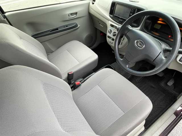 ダイハツ ミラ イース Lf SA 道央・札幌 2015(平27)年 8.7万km プラムブラウンクリスタルマイカ (株)IDOMが運営する【じしゃロン札幌店】の自社ローン専用車両になりますこちらは現金またはオートローンご利用価格です。自社ローンご希望の方は別途その旨お申し付けください。/４WD/社外ナビ/・TV/CD/DVD/FMAM/バックカメラ/社外ETC/社外ドライブレコーダー前後/純正フロアマット/リモコンキー/取り扱い説明書