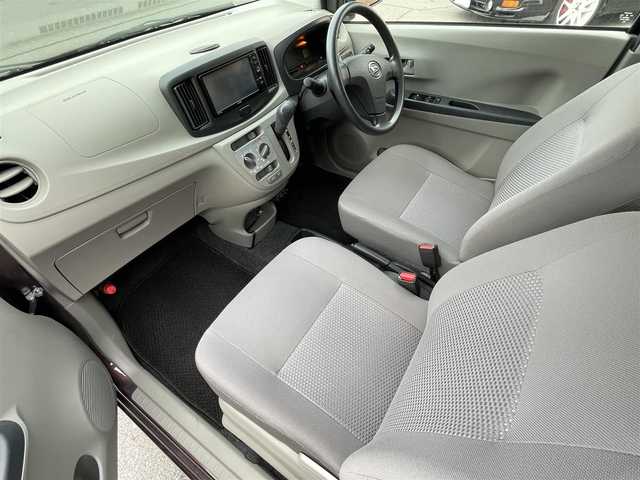 ダイハツ ミラ イース Lf SA 道央・札幌 2015(平27)年 8.7万km プラムブラウンクリスタルマイカ (株)IDOMが運営する【じしゃロン札幌店】の自社ローン専用車両になりますこちらは現金またはオートローンご利用価格です。自社ローンご希望の方は別途その旨お申し付けください。/４WD/社外ナビ/・TV/CD/DVD/FMAM/バックカメラ/社外ETC/社外ドライブレコーダー前後/純正フロアマット/リモコンキー/取り扱い説明書