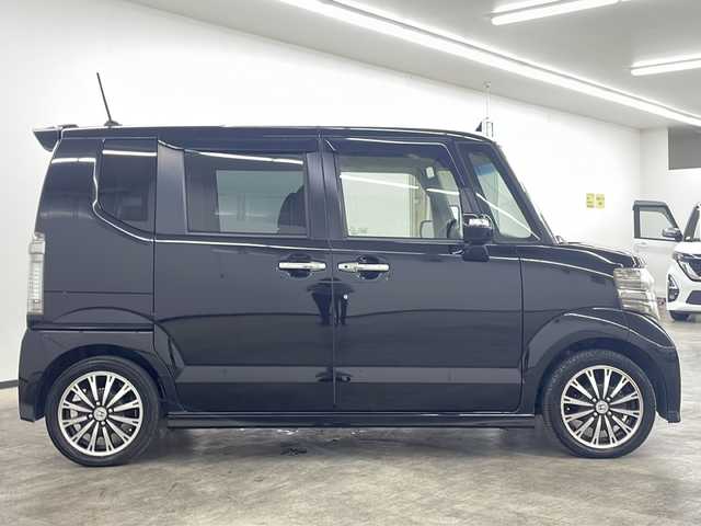 ホンダ Ｎ ＢＯＸ カスタム G ターボパッケージ 長崎県 2012(平24)年 10.4万km クリスタルブラックパール ターボ車/純正ナビ/　ナビ型式VXH-128VF /　FM AM CD DVD フルセグテレビ /両側パワースライドドア /クルーズコントロール /スマートキー/HID/オートライト /フォグランプ /パワーステアリング /パワーウィンドウ /電動格納ウインカーミラー/スマートキー/パドルシフト /ステアリングリモコン/フロアマット/ドアバイザー