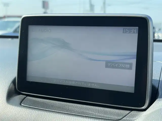 マツダ デミオ 13S 徳島県 2017(平29)年 8.6万km アークティックホワイト 純正メモリナビ/　AM/FM/BT/SD/DISC/USB/ワンセグ/iPod/ドライブレコーダー　ZDR 043/ETC/バックカメラ/アイドリングストップ/ブラインドスポットモニター/社外フロアマット/SPORT MODE/スペアキー/スマートキー/プッシュスタート/GPSレーザー探知機　ZERO　701V/取扱説明書/新車時保証書