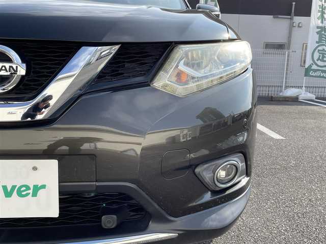 日産 エクストレイル 20Xt エマージェンシーブレーキ 三重県 2016(平28)年 4.2万km チタニウムカーキ 登録時走行距離　41614ｋｍ/ワンオーナー/禁煙車/純正ナビ/AM/FM/CD/Bluetooth/TV（フルセグ）/全方位カメラ/シートヒーター/ステアリングスイッチ/ETC/クルコン/オートライト/プッシュスタート/純正アルミ/純正フロアマット