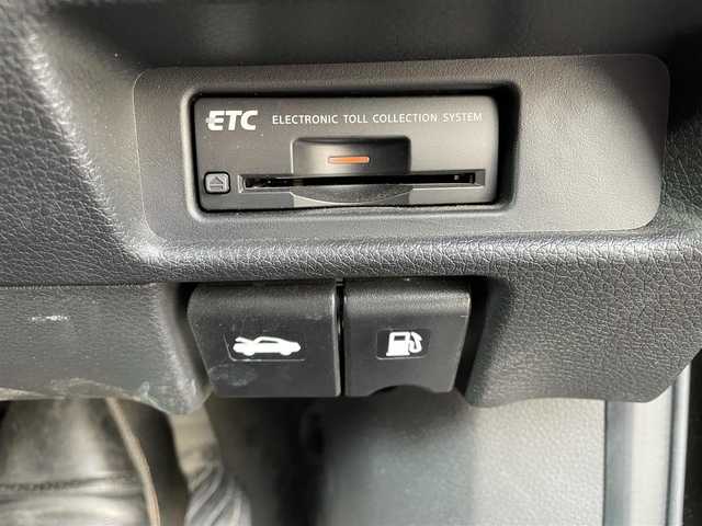 日産 エクストレイル 20Xt エマージェンシーブレーキ 三重県 2016(平28)年 4.2万km チタニウムカーキ 登録時走行距離　41614ｋｍ/ワンオーナー/禁煙車/純正ナビ/AM/FM/CD/Bluetooth/TV（フルセグ）/全方位カメラ/シートヒーター/ステアリングスイッチ/ETC/クルコン/オートライト/プッシュスタート/純正アルミ/純正フロアマット