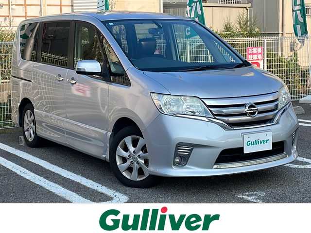 日産 セレナ ハイウェイスター Vセレクション 兵庫県 2012(平24)年 6.2万km ブリリアントシルバー 純正ナビ/CD/DVD/フルセグTV/Bluetooth/バックカメラ/純正フリップダウンモニター/両側パワースライドドア/ビルトインETC/ドライブレコーダー/シートカバー/純正16インチAW/インテリジェントキー/プッシュエンジンスタート/折りたたみ格納式パーソナルテーブル（2列目）/純正フロアマット/保証書/取説/スペアキー