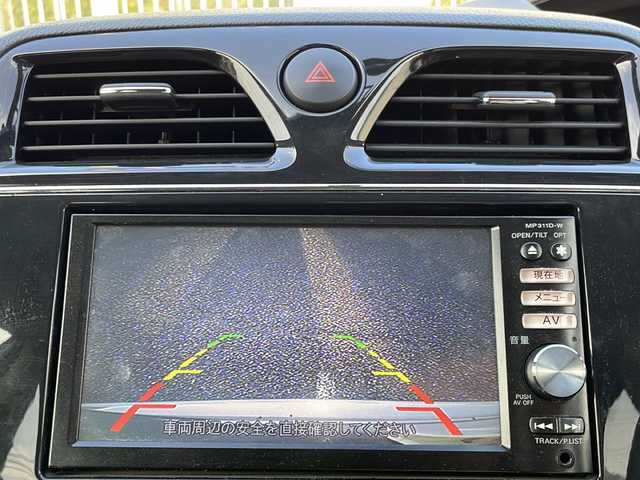 日産 セレナ ハイウェイスター Vセレクション 兵庫県 2012(平24)年 6.2万km ブリリアントシルバー 純正ナビ/CD/DVD/フルセグTV/Bluetooth/バックカメラ/純正フリップダウンモニター/両側パワースライドドア/ビルトインETC/ドライブレコーダー/シートカバー/純正16インチAW/インテリジェントキー/プッシュエンジンスタート/折りたたみ格納式パーソナルテーブル（2列目）/純正フロアマット/保証書/取説/スペアキー