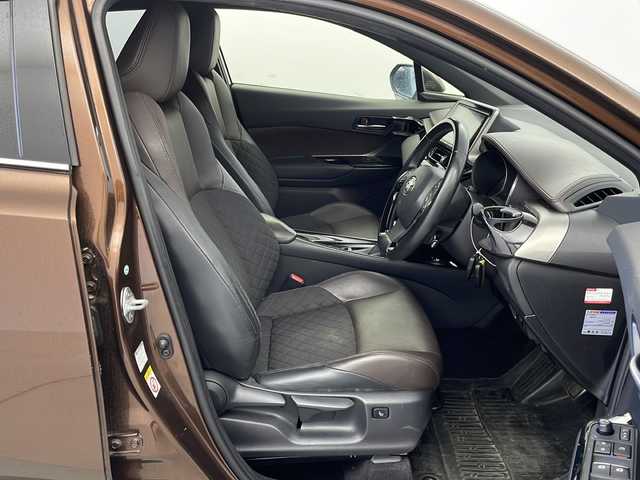 トヨタ Ｃ－ＨＲ G 栃木県 2017(平29)年 19.6万km ダークブラウンマイカメタリック 純正9インチナビ/（AM/FM/CD/DVD/Bluetooth/SD/SDRec)/フルセグTV/バックカメラ/前後ドライブレコーダー/レーダークルーズコントロール/ステアリングスイッチ/ETC/LED/オートライト/オートハイビーム