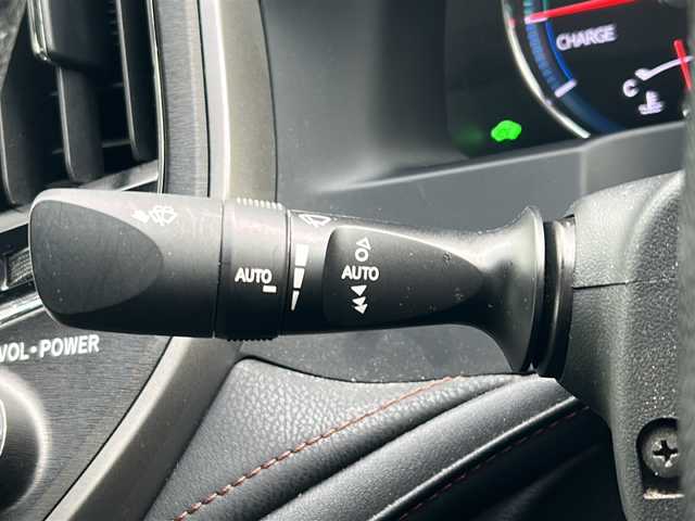 トヨタ クラウン ハイブリッド アスリートS 山形県 2014(平26)年 7.4万km ホワイトパールクリスタルシャイン 禁煙車/クルーズコントロール/横滑り防止装置/純正ナビ/（Bluetooth/CD/フルセグ)/バックカメラ/LEDオートライト/フォグランプ/DN席パワーシート/前後ドライブレコーダー/デジタルインナーミラー/ステアリングスイッチ/ビルトインETC/純正AW/純正フロアマット/電動格納ウィンカーミラー/スマートキー×2/ドアバイザー