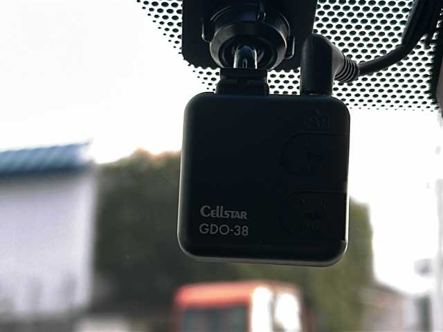 トヨタ クラウン ハイブリッド アスリートS 山形県 2014(平26)年 7.4万km ホワイトパールクリスタルシャイン 禁煙車/クルーズコントロール/横滑り防止装置/純正ナビ/（Bluetooth/CD/フルセグ)/バックカメラ/LEDオートライト/フォグランプ/DN席パワーシート/前後ドライブレコーダー/デジタルインナーミラー/ステアリングスイッチ/ビルトインETC/純正AW/純正フロアマット/電動格納ウィンカーミラー/スマートキー×2/ドアバイザー