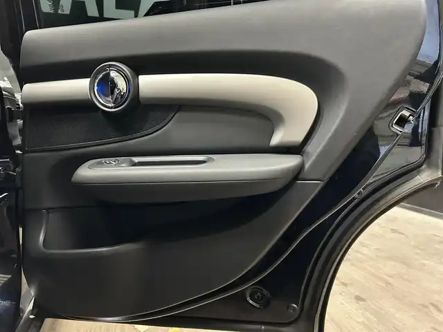 ＭＩＮＩ ＢＭＷ ミニ クラブマン