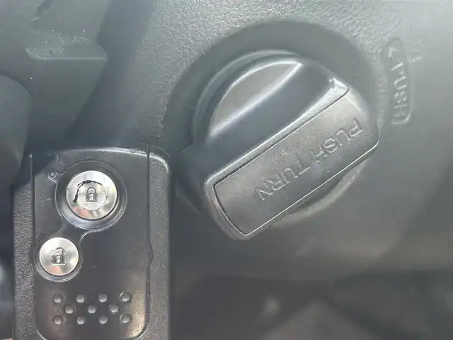 ホンダ フィット ハイブリット スマート セレクション 愛知県 2011(平23)年 15.6万km プレミアムホワイトパール ワンオーナー/社外7V型メモリナビ【Bluetooth SD ワンセグ　FM AM 品：AVIC-MRZ99】/ETC/ドライブレコーダー/オートライト/クルーズコントロール/自動駐車システム/ステアリングリモコン/電動格納ドアミラー/純正フロアマット/Wエアバック/取扱説明書