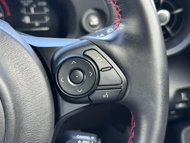 スバル ＢＲＺ S 兵庫県 2023(令5)年 1.2万km クリスタルホワイトP STIドライカーボンリアスポイラー/STIエアロ（F/S/RU）/STIパフォーマンスマフラー/カロッツェリア9インチナビ/フルセグTV/Bluetooth接続可/バックモニター/ハーフレザーシート/純正OPエアアウトレットガーニッシュ/リアアンダーディフューザー