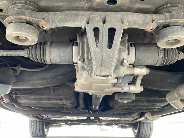 ホンダ ヴェゼル ハイブリッド Z ホンダセンシング 青森県 2021(令3)年 6.9万km プラチナホワイトパール 4WD/寒冷地仕様/純正8インチSDナビ・フルセグ/CD・DVD・Bluetooth・SD/バックカメラ/ハーフレザーシート/前席シートヒーター/純正エンジンスターター/純正前後ドライブレコーダー/衝突軽減ブレーキ/追従クルーズコントロール/レーンキープアシスト/ワイパーデアイサー/ビルトインETC/LEDヘッドライト/LEDフォグランプ/社外16インチアルミ/純正17インチアルミあり/スペアキー/保証書・取説書