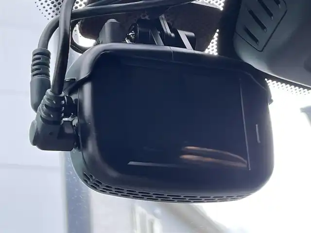 ＢＭＷ ５２３ｄ Mスポーツ 岡山県 2018(平30)年 5.8万km サファイアブラックP メーカー純正ナビ/　CD DVD BT フルセグTV/全方位カメラ/衝突被害軽減装置/レーンキープアシスト/レーダークルーズコントロール/クリアランスソナー/ブラインドスポットモニター/LEDヘッドライト/オートライト/フォグランプ/リアフォグ/ヘッドアップディスプレイ/MTモード付AT/パドルシフト/革巻きステアリング/ステアリングスイッチ/アイドリングストップ/横滑り防止装置/プッシュスタート/スマートキー/スペアキー