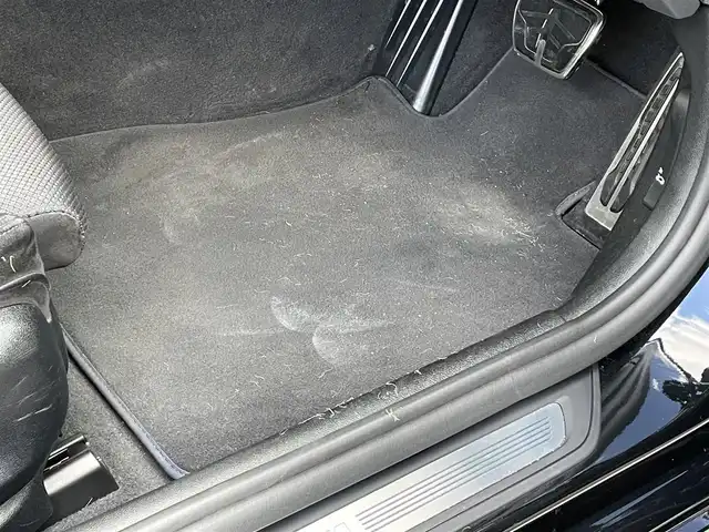 ＢＭＷ ５２３ｄ Mスポーツ 岡山県 2018(平30)年 5.8万km サファイアブラックP メーカー純正ナビ/　CD DVD BT フルセグTV/全方位カメラ/衝突被害軽減装置/レーンキープアシスト/レーダークルーズコントロール/クリアランスソナー/ブラインドスポットモニター/LEDヘッドライト/オートライト/フォグランプ/リアフォグ/ヘッドアップディスプレイ/MTモード付AT/パドルシフト/革巻きステアリング/ステアリングスイッチ/アイドリングストップ/横滑り防止装置/プッシュスタート/スマートキー/スペアキー