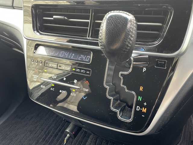 トヨタ エスティマ アエラス プレミアム 愛知県 2017(平29)年 6.9万km ブラック ワンオーナー/禁煙車/純正10.5インチSDナビ/フルセグTV・CD・DVD・SD・Bluetooth/バックカメラ/純正後席フリップダウンモニター/両側パワースライドドア/前後ドライブレコーダー（MDR-CAM）/トヨタセーフティーセンス/・プリクラッシュセーフティ/・レーンディパーチャーアラート/・先行車発進お知らせ機能/・クルーズコントロール/・オートハイビーム/運転席パワーシート/ハーフレザーシート/純正18インチAW/100V電源/LEDヘッドライト/オートライト/ETC/プッシュスタート/スマートキー/純正フロアマット/純正ドアバイザー/保証書/取扱説明書/スペアスマートキー/整備記録簿