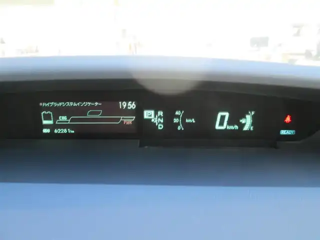 トヨタ プリウス S 千葉県 2010(平22)年 6.3万km ホワイトパールクリスタルシャイン ワンオーナー/純正SDナビ、フルセグTV/バックカメラ/純正オーディオ【DVD/CD/BT/SD】/ヘッドライトレベライザー/フォグランプ/ナビ連動ステアリングスイッチ/電動格納コーナーポール/社外前方ドライブレコーダー/ビルトインETC/新車時保証書/トヨタ整備記録簿(H23/24/26/28/30/R2)