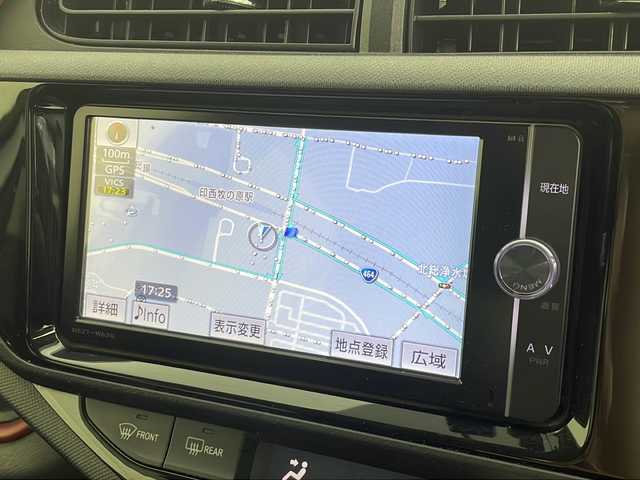 トヨタ アクア S 千葉県 2015(平27)年 7.6万km スーパーホワイトⅡ 禁煙車　/純正ナビ　/ＡＭ　ＦＭ　ＣＤ　ＤＶＤ　ＢＴ　フルセグ　/コーナーセンサー　/バックカメラ　/ＥＴＣ　/ドライブレコーダー　/ＨＩＤヘッドライト　/フォグランプ　/シートカバー　/電格ミラー　/スマートキー　/ＡＣＣ