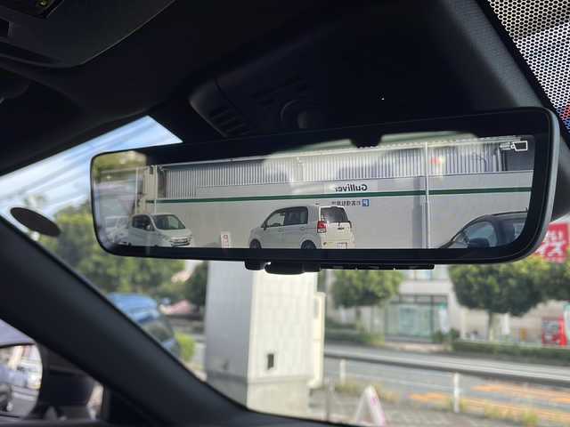 トヨタ クラウン スポーツ Z 東京都 2024(令6)年 2万km プレシャスホワイトパール ワンオーナー/サンルーフ/ブラックレザーシート/純正ナビ/フルセグテレビ/全方位カメラ/デジタルインナーミラー/ETC2.0/パワーバックドア/LEDヘッドライト/保証書/スペアスマートキー