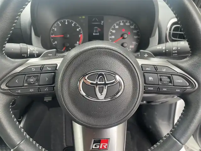 トヨタ ＧＲヤリス RS 群馬県 2023(令5)年 3.3万km スーパーホワイトⅡ ワンオーナー/純正メモリナビ（地デジ、Bluetooth）/バックカメラ/プリクラッシュ/レーンキープアシスト/レーダークルーズコントロール/前席シートヒーター/皮巻きステアリング/パドルシフト/ステアリングヒーター/ビルトインETC2.0/オートマチックハイビーム/LEDヘッドライト/純正ドライブレコーダー（前方）/ミラーキャスト/クリアランスソナー（前後）/TVキャンセラー/ブラインドスポットモニター/保証書/取扱説明書/スマートキー×2/エンジンスターター