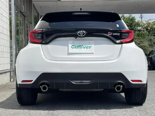 トヨタ ＧＲヤリス RS 埼玉県 2023(令5)年 3.3万km スーパーホワイトⅡ ワンオーナー/外部検査済み/純正メモリナビ（地デジ、Bluetooth）/バックカメラ/プリクラッシュ/レーンキープアシスト/レーダークルーズコントロール/前席シートヒーター/皮巻きステアリング/パドルシフト/ステアリングヒーター/ビルトインETC2.0/オートマチックハイビーム/LEDヘッドライト/純正ドライブレコーダー（前方）/ミラーキャスト/クリアランスソナー（前後）/TVキャンセラー/ブラインドスポットモニター/新車保証書/取扱説明書/スマートキー×2