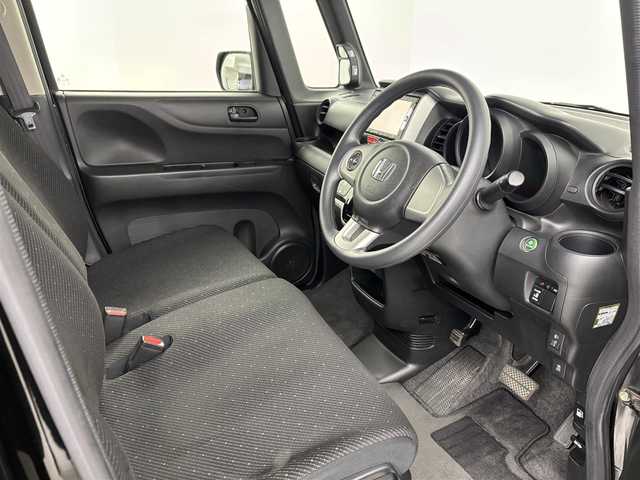 ホンダ Ｎ ＢＯＸ G Lパッケージ 埼玉県 2014(平26)年 1.7万km 黒 純正７インチナビ　/片側パワースライドドア　/ＥＴＣ　/スペアキー　/ｉｐｏｄ　/ＡＵＸ　/純正フロアマット　/ドアバイザー　/プッシュスタート　/ステアリングリモコン　/純正１４インチアルミホイール　/ＦＭ　/ＡＭ