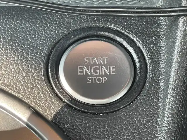 フォルクスワーゲン ザ・ビートル ターボ 鹿児島県 2016(平28)年 5.5万km リフレックスシルバーメタリック 禁煙車/サンルーフ/純正ナビ/フルセグ/ドライブレコーダー/純正フロアマット/純正18インチアルミホイール/オートライト/スペアキー