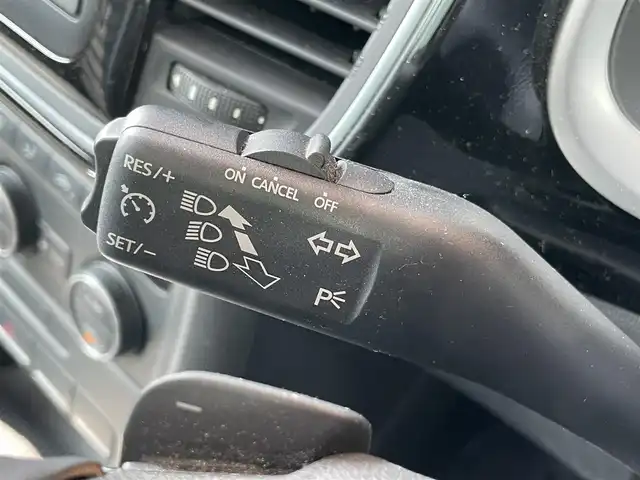 フォルクスワーゲン ザ・ビートル ターボ 鹿児島県 2016(平28)年 5.5万km リフレックスシルバーメタリック 禁煙車/サンルーフ/純正ナビ/フルセグ/ドライブレコーダー/純正フロアマット/純正18インチアルミホイール/オートライト/スペアキー