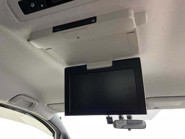 トヨタ エスクァイア ハイブリッド Gi 愛知県 2014(平26)年 14.7万km ホワイトパールクリスタルシャイン (株)IDOMが運営する【じしゃロン名古屋鳴海店】の自社ローン専用車両になりますこちらは現金またはオートローンご利用時の価格です。自社ローンご希望の方は別途その旨お申付け下さい/ ワンオーナー/社外ナビ/（フルセグ/DVD/CD）/フリップダウンモニター/両側パワースライドドア/クルーズコントロール/ワイヤレス充電/レザーシート/シートヒーター/ビルドインETC/リアサンシェード/スマートキー/プッシュスタートボタン/純正フロアマット