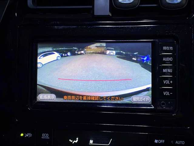 トヨタ プリウス S 山梨県 2018(平30)年 5.9万km スティールブロンドM 純正SDナビ（NSCD-W66）/CDBTフルセグテレビ/バックカメラ/アイドリングストップ/プッシュスタート/ETC/純正LEDヘッドライト