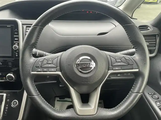 日産 セレナ ハイウェイスターVセレクションⅡ 長崎県 2016(平28)年 9.1万km ブリリアントホワイトパール ワンオーナー/純正9型ナビ/（フルセグ・DVD・SD・BT・CD・FMAM)/純正フリップダウンモニター/エマージェンシーブレーキ/ドライブレコーダー/アラウンドビューモニター/オートライト/LEDヘッドライト/クルーズコントロール/両側パワースライドドア/スマートキー/ETC/アイドリングストップ/ステアリングスイッチ/スペアキー