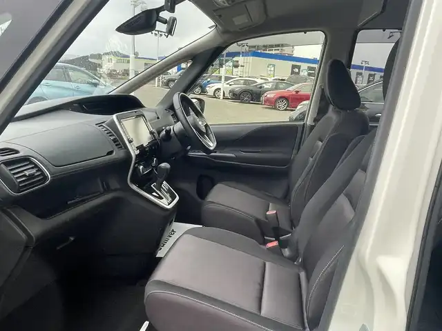 日産 セレナ ハイウェイスターVセレクションⅡ 長崎県 2016(平28)年 9.1万km ブリリアントホワイトパール ワンオーナー/純正9型ナビ/（フルセグ・DVD・SD・BT・CD・FMAM)/純正フリップダウンモニター/エマージェンシーブレーキ/ドライブレコーダー/アラウンドビューモニター/オートライト/LEDヘッドライト/クルーズコントロール/両側パワースライドドア/スマートキー/ETC/アイドリングストップ/ステアリングスイッチ/スペアキー