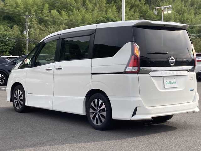日産 セレナ ハイウェイスター 佐賀県 2016(平28)年 9.1万km ブリリアントホワイトパール ワンオーナー/純正9型ナビ/純正フリップダウンモニター/エマージェンシーブレーキ/LDW/ドライブレコーダー/アラウンドビューモニター/オートライト/LEDヘッドライト/クルーズコントロール/両側パワースライドドア/スマートキー/ETC/アイドリングストップ/ステアリングスイッチ/スペアキー/純正AW