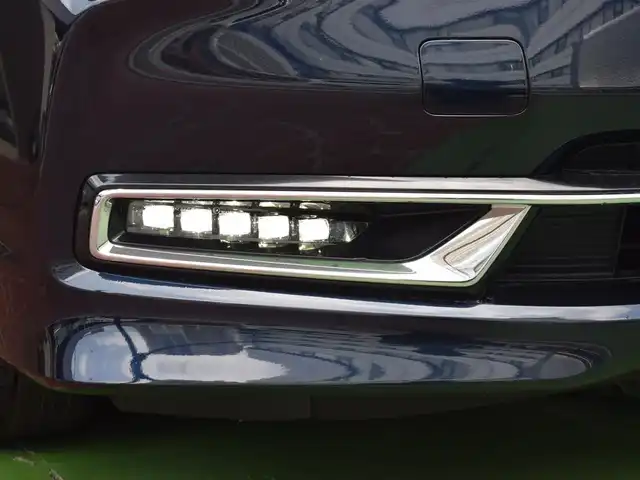 ホンダ シャトル ハイブリッド X ホンダセンシング 神奈川県 2019(令1)年 0.7万km ミッドナイトブルービームM ワンオーナー/新車時保証書/取扱説明書/前後ドラレコ/純正SDナビ/(フルセグTV/CD/DVD/SD/BT/USB)/バックカメラ/衝突軽減防止＆警報/車線逸脱防止＆警報/アダプティブクルーズコントロール/先行車発進検知/ロードサインアシスト/パーキングアシスト/シートヒーター(D＋N席)/デュアルオートエアコン/革巻きステアリング/ステアリングスイッチ/パドルシフト/オートライト/横滑り防止/プッシュスタート＆スマートキー/ウインカー付き電動格納ミラー/スペアキー/ドアバイザー/LEDヘッドライト/フォグランプ/純正フロアマット